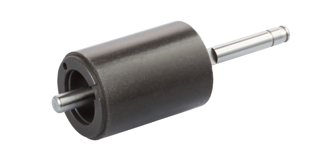 Zylindrisches schwarzes Magnetbauteil mit durchgehender Metallwelle